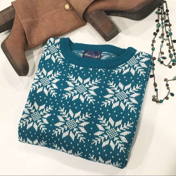 Teal & Snowflake Sweater - Picture 12 of 12
